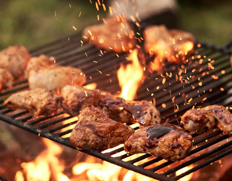 Chicken Wings mit BBQUE Sauce