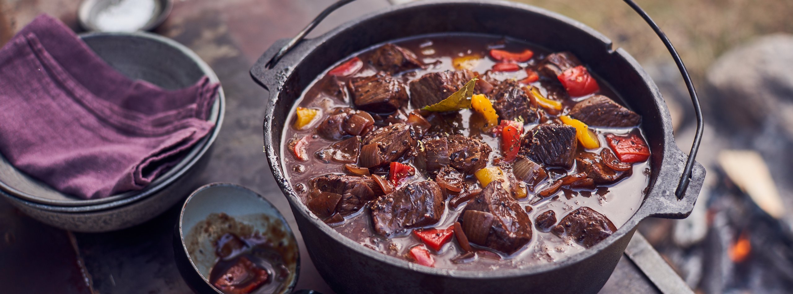 Gulasch im Dutch Oven