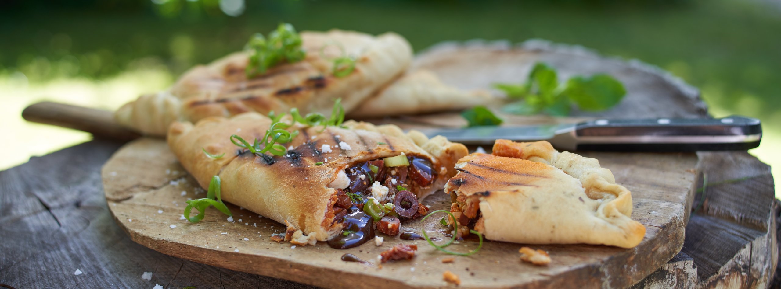 Sommerliche Calzone vom Grill